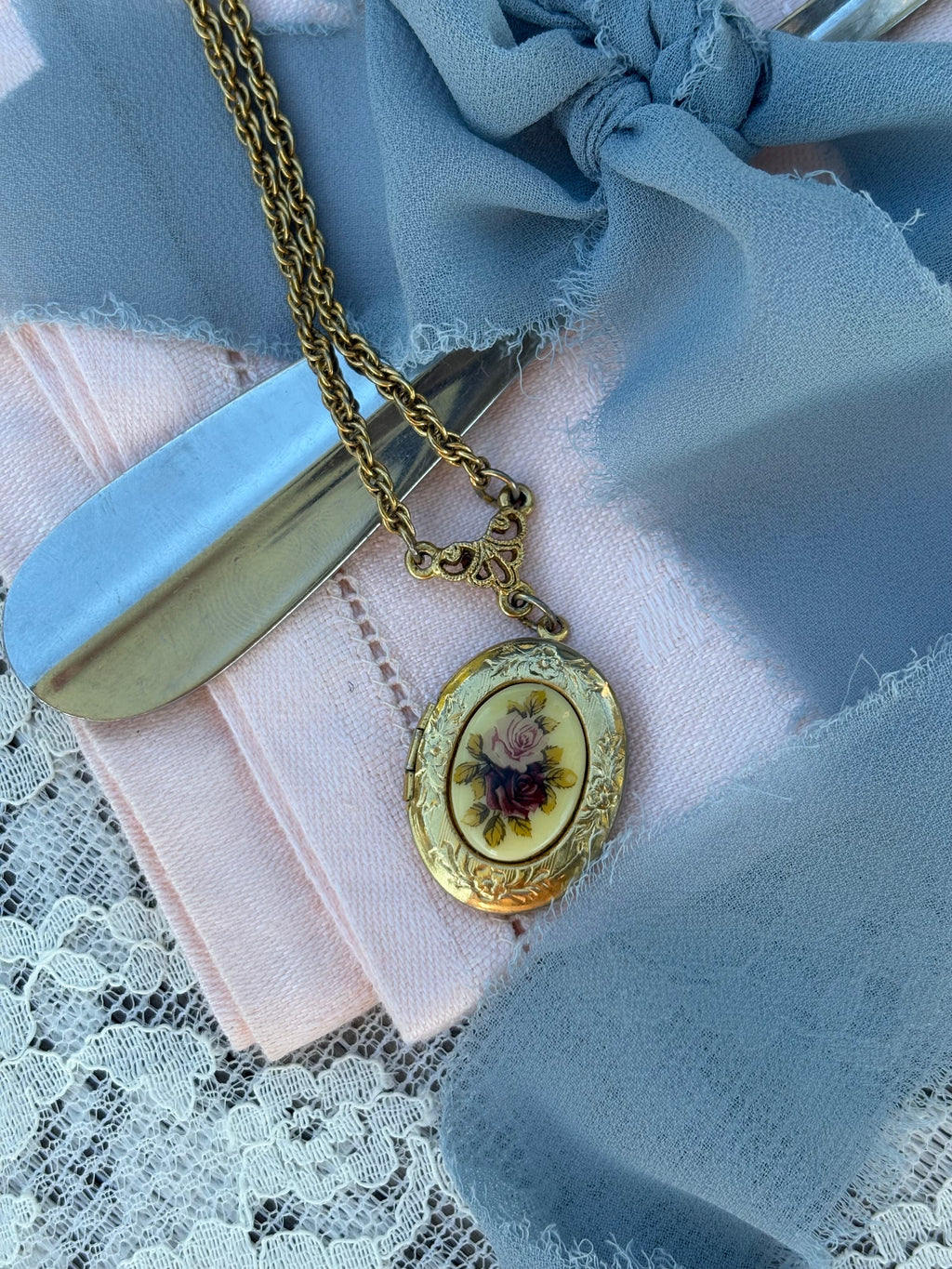 Floral locket necklace