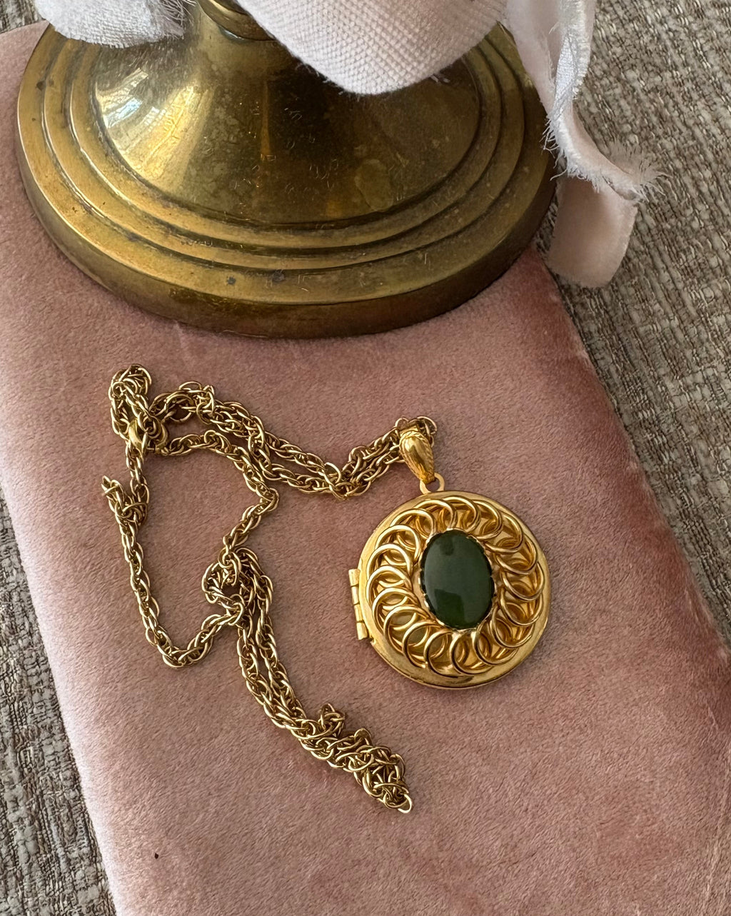 Costume necklace locket