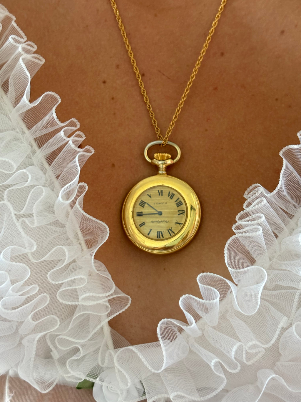 Clock pendant necklace