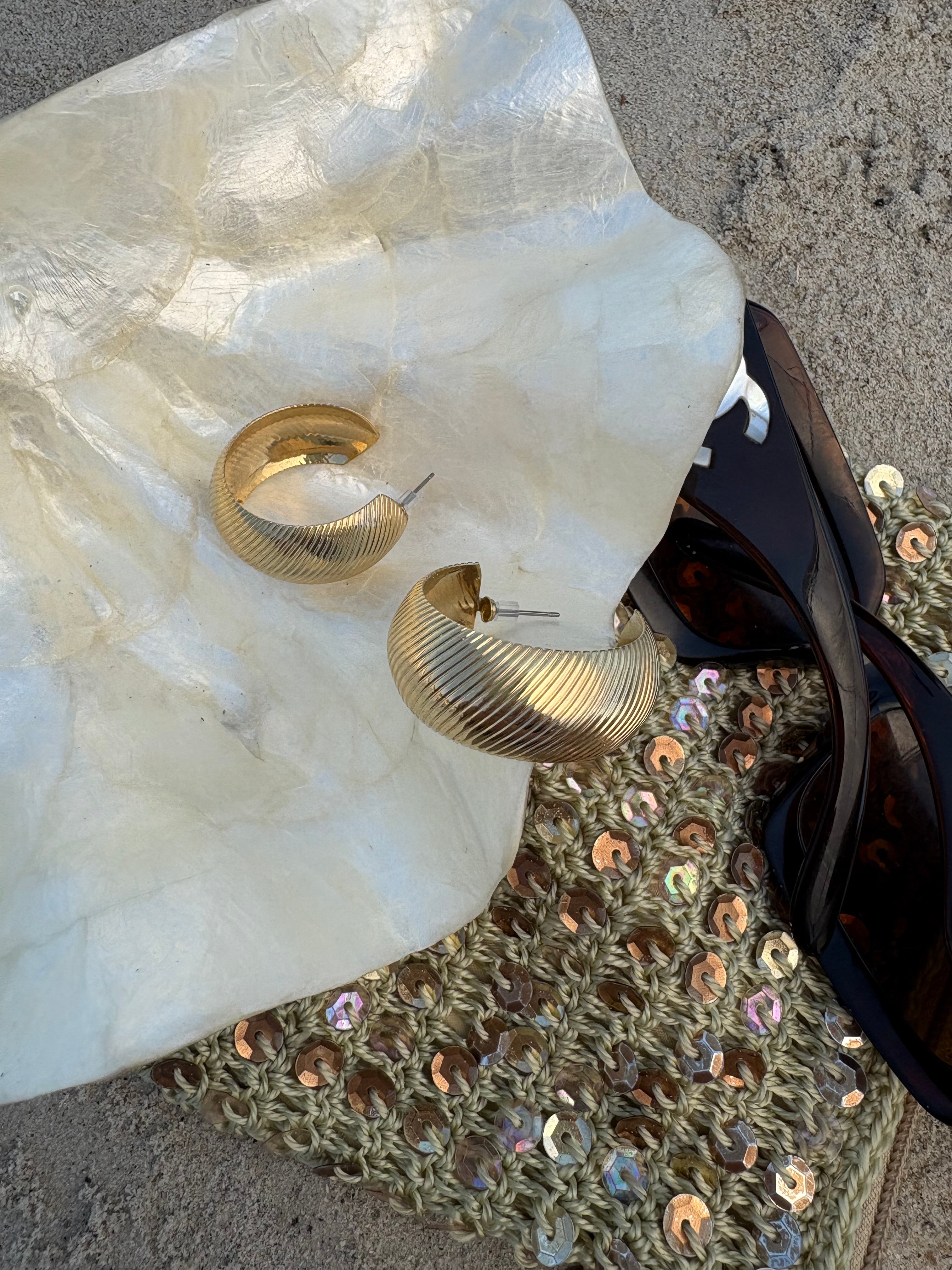 Gold 80s earrings