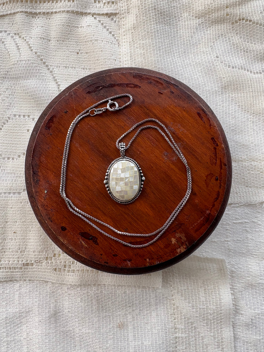 Mother of pearl necklace