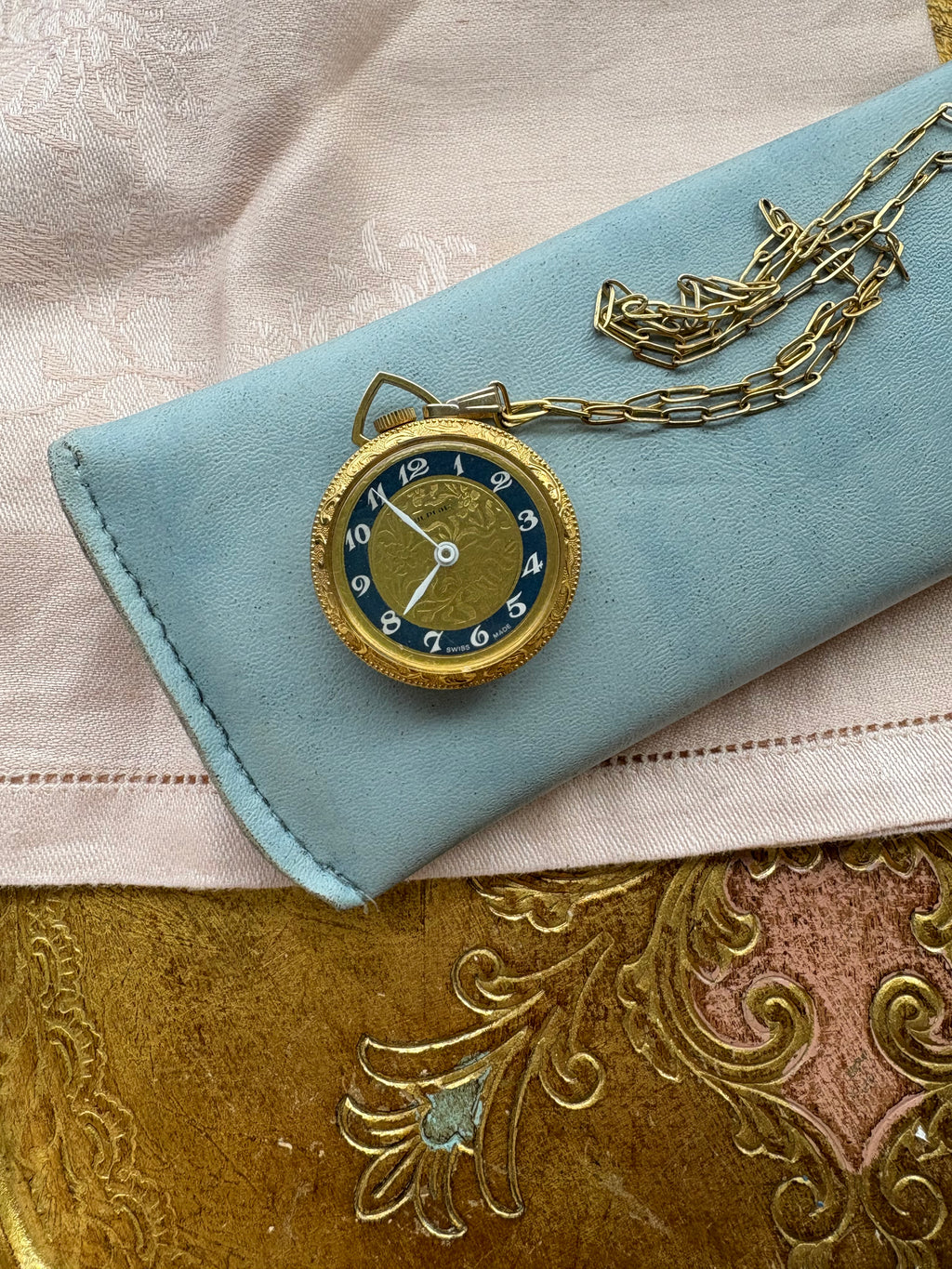 Clock pendant necklace