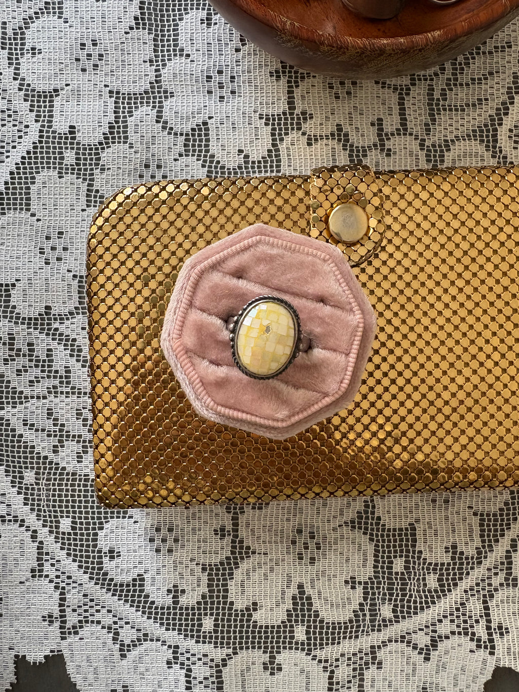 Yellow mother of pearl