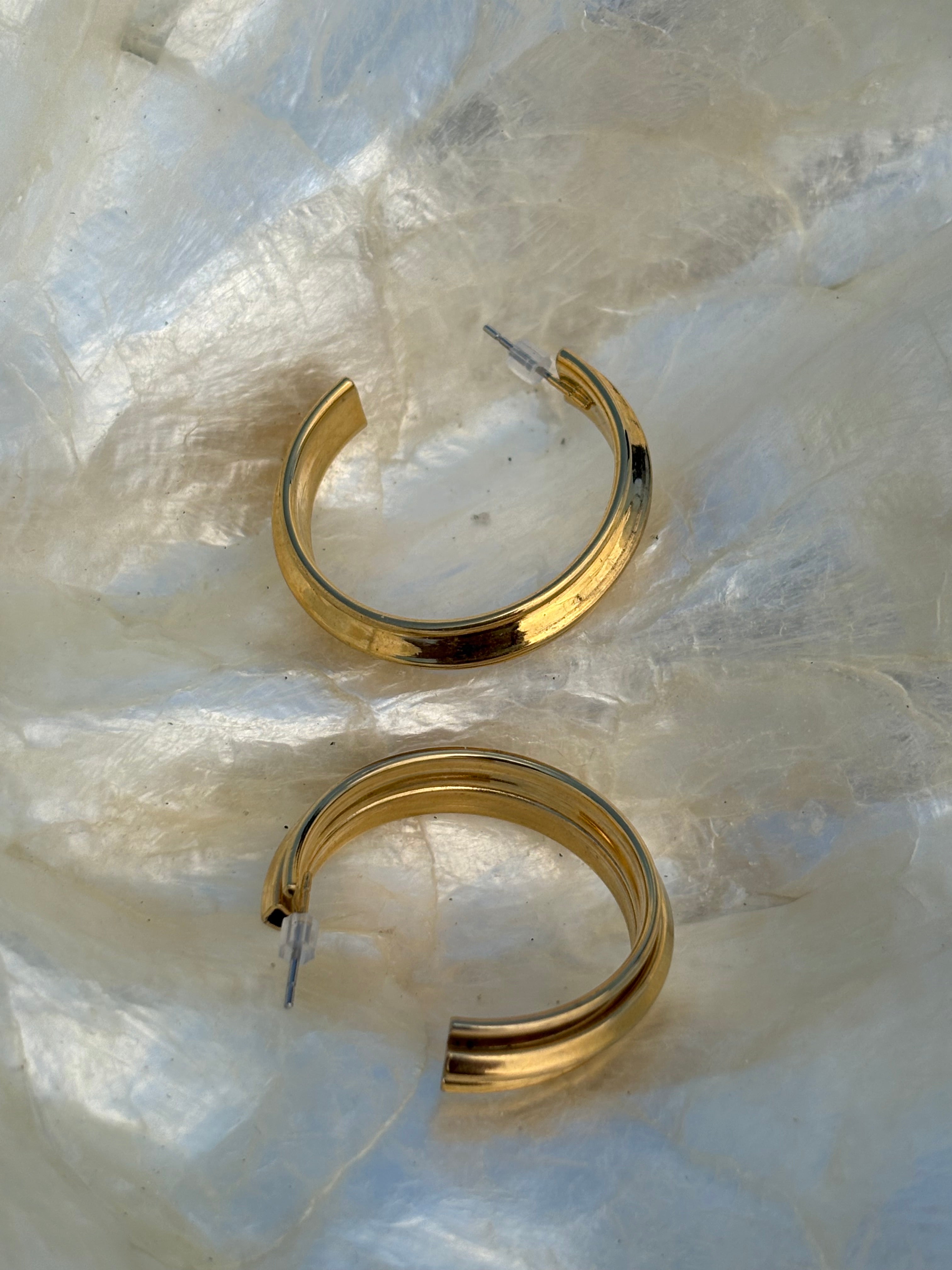 Gold 80s earrings