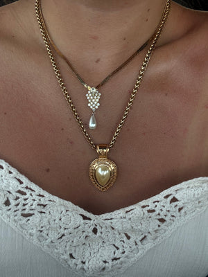 Pearl teardrop necklace