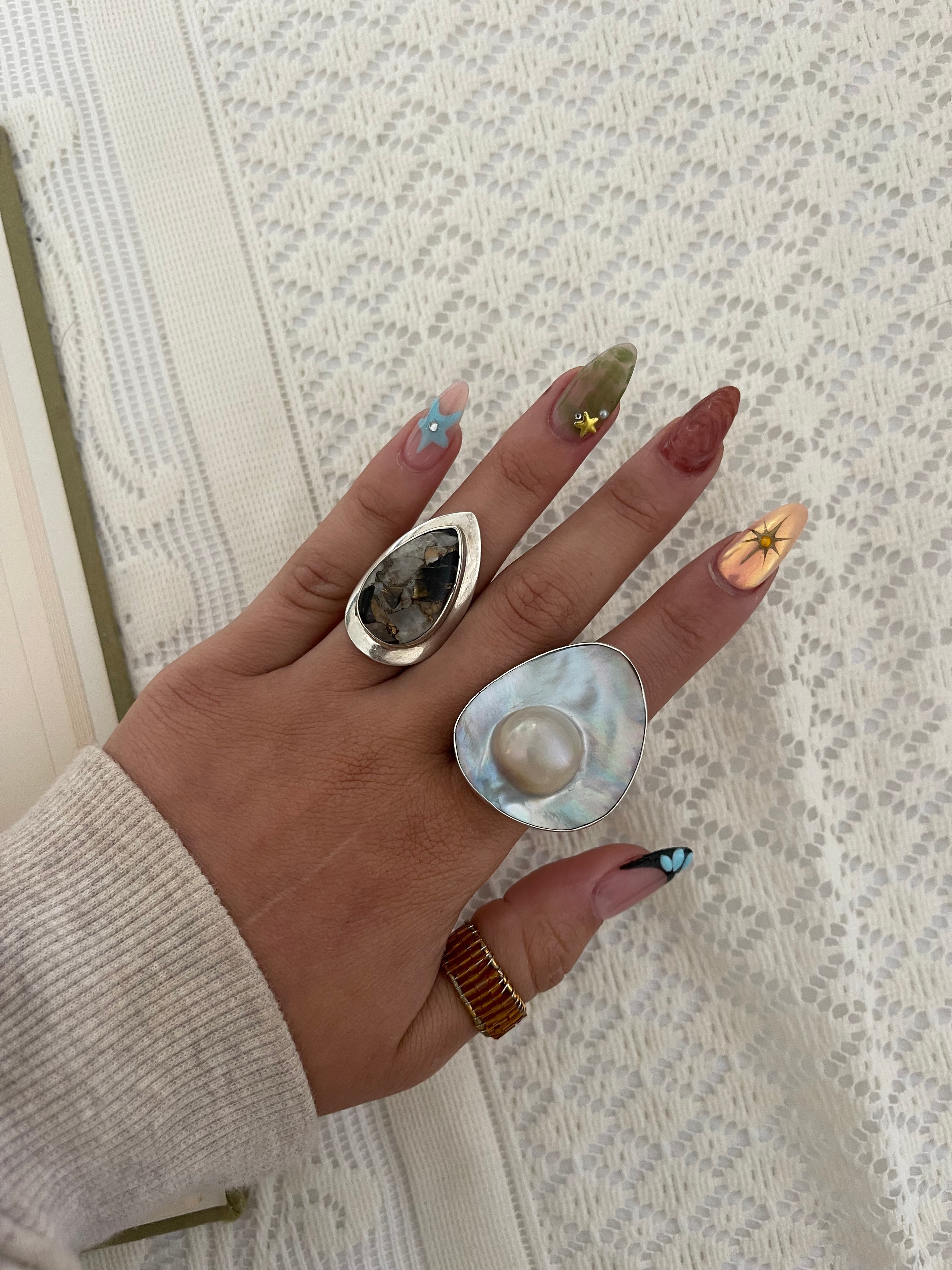Natural hard stone ring