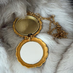 Compact mirror necklace