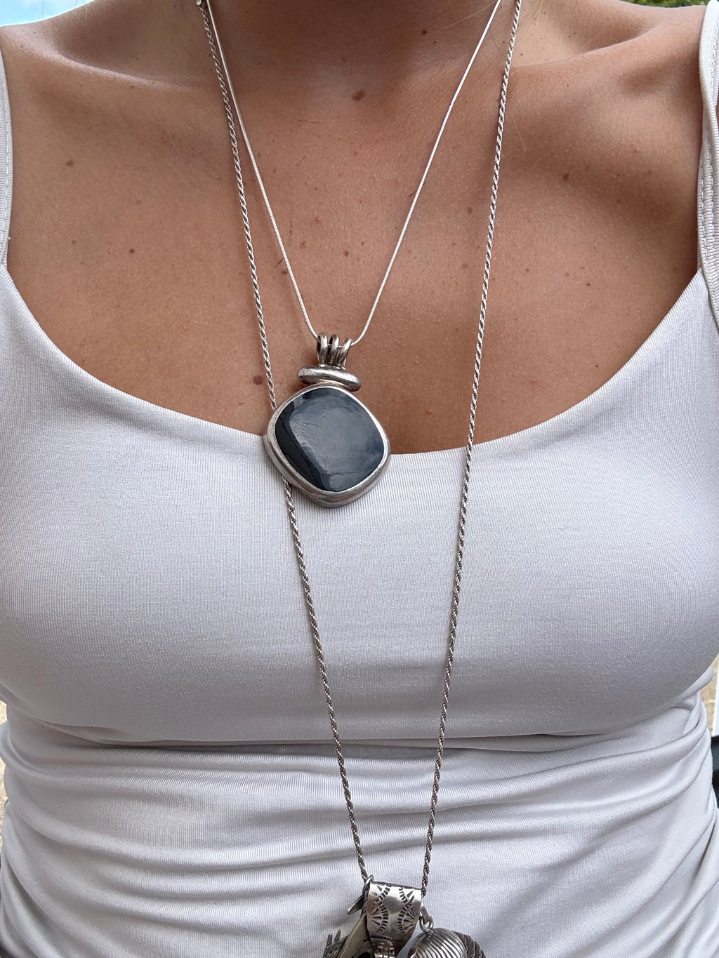 Black onyx necklace