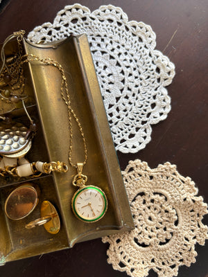 17 jewel Swiss clock pendant
