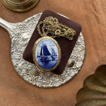 Delft 1960s pendant necklace