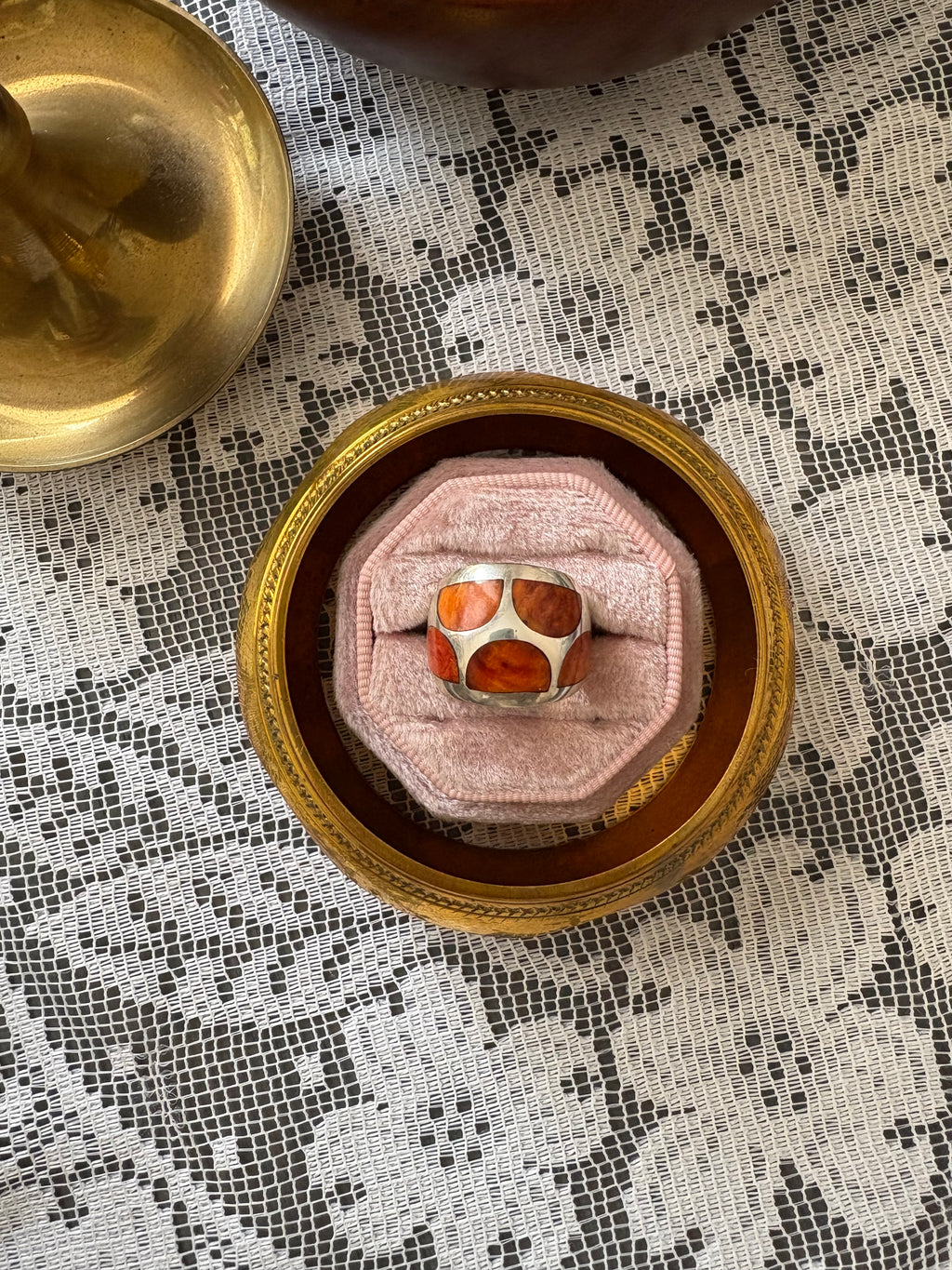 Modernist carnelian agate