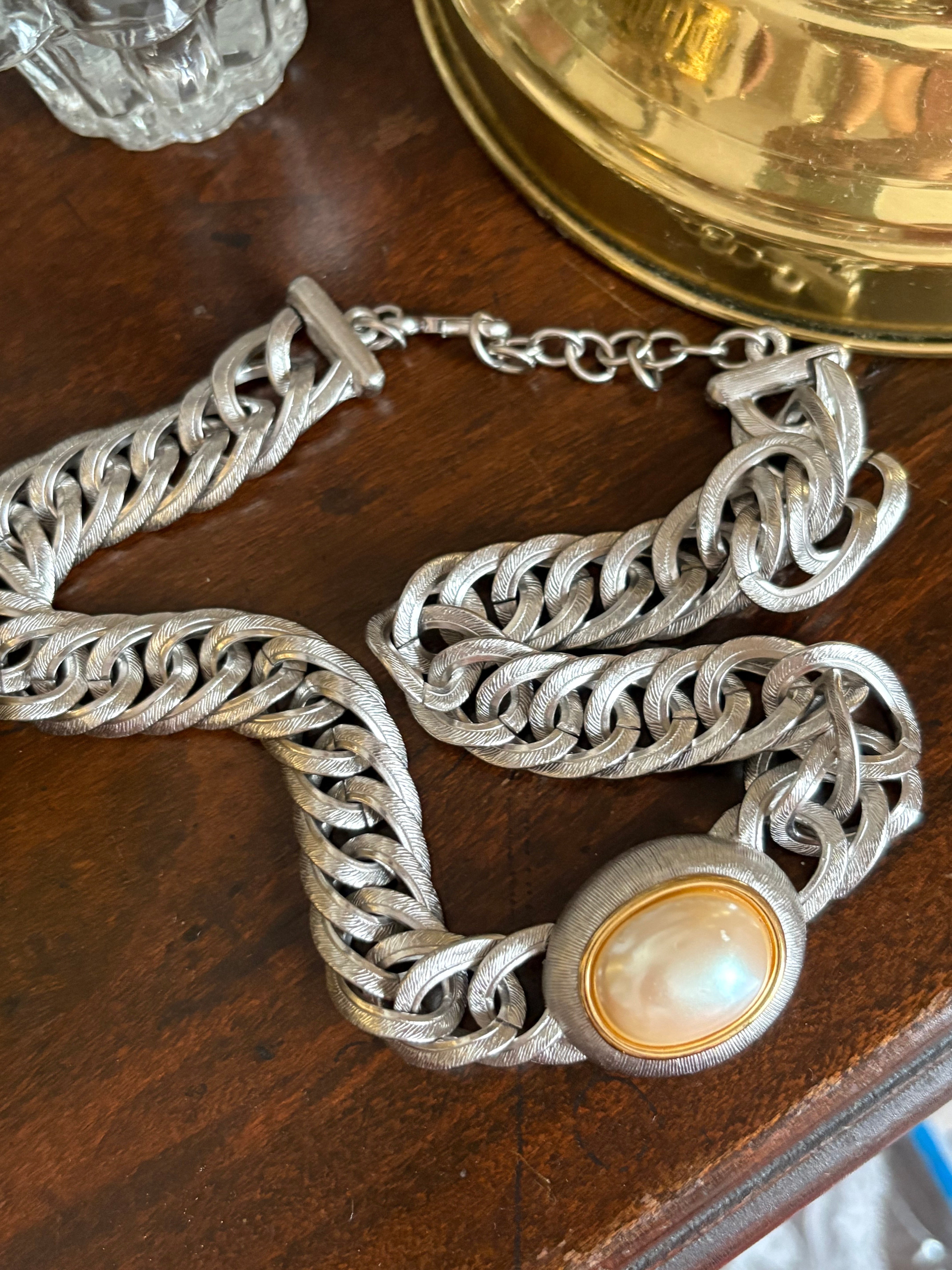 Monet Chunky necklace