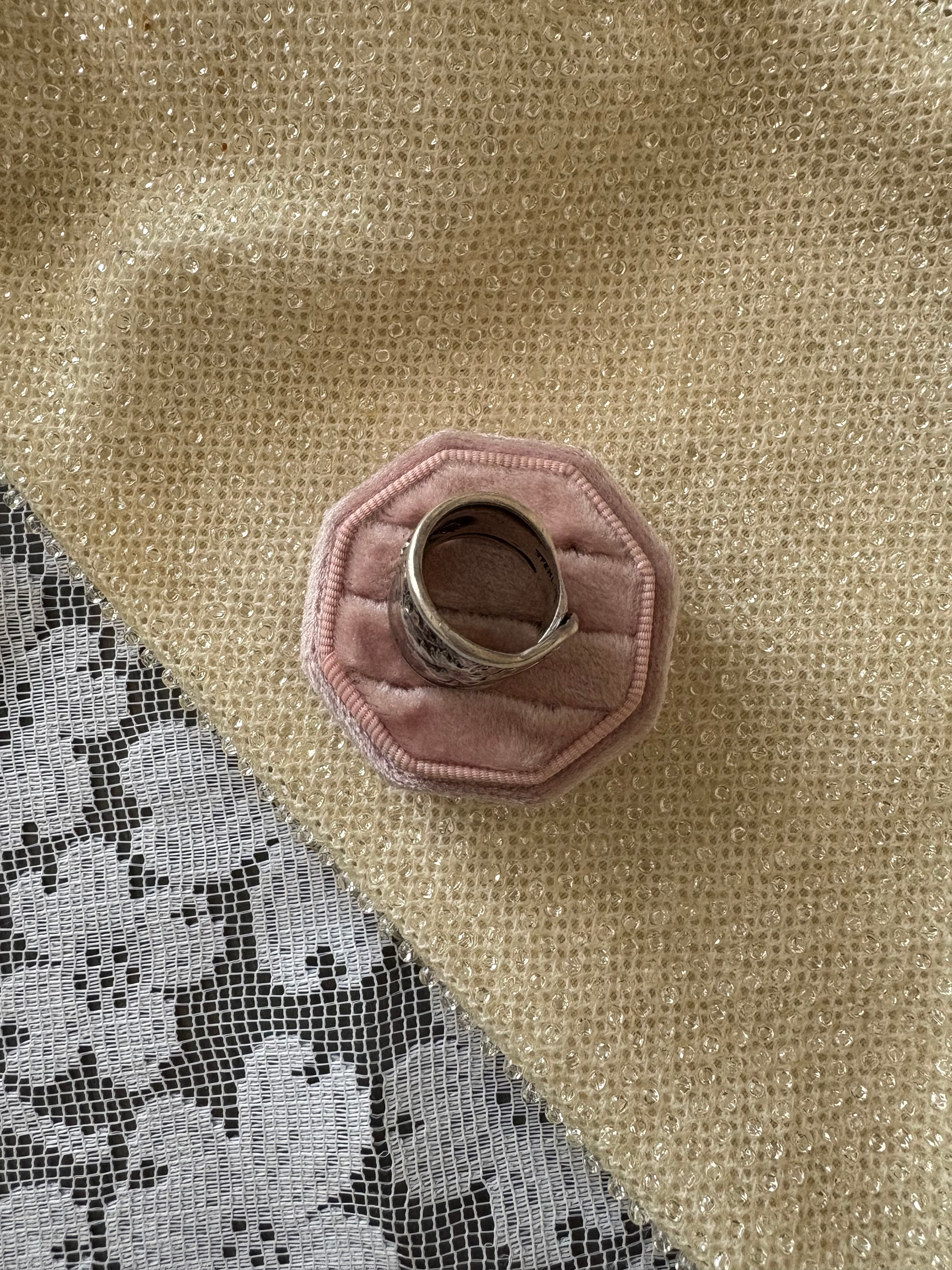 Floral spoon ring