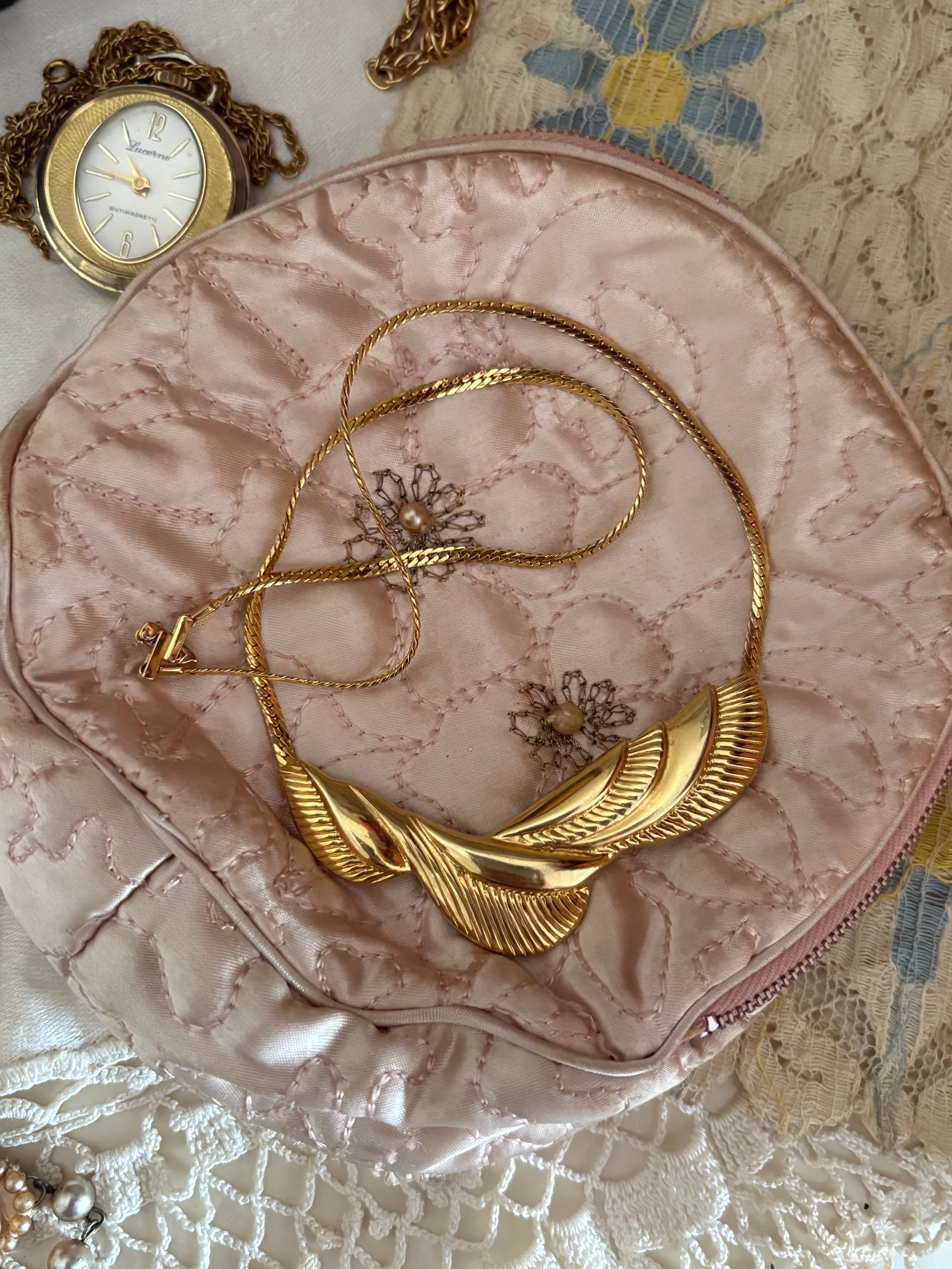 Costume necklace