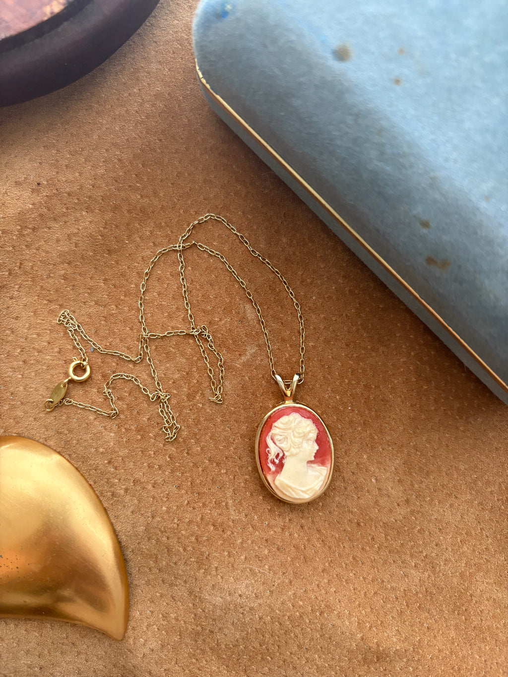 Cameo necklace