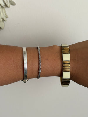 Gold bangle
