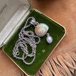 Shell and pearl pendant necklace