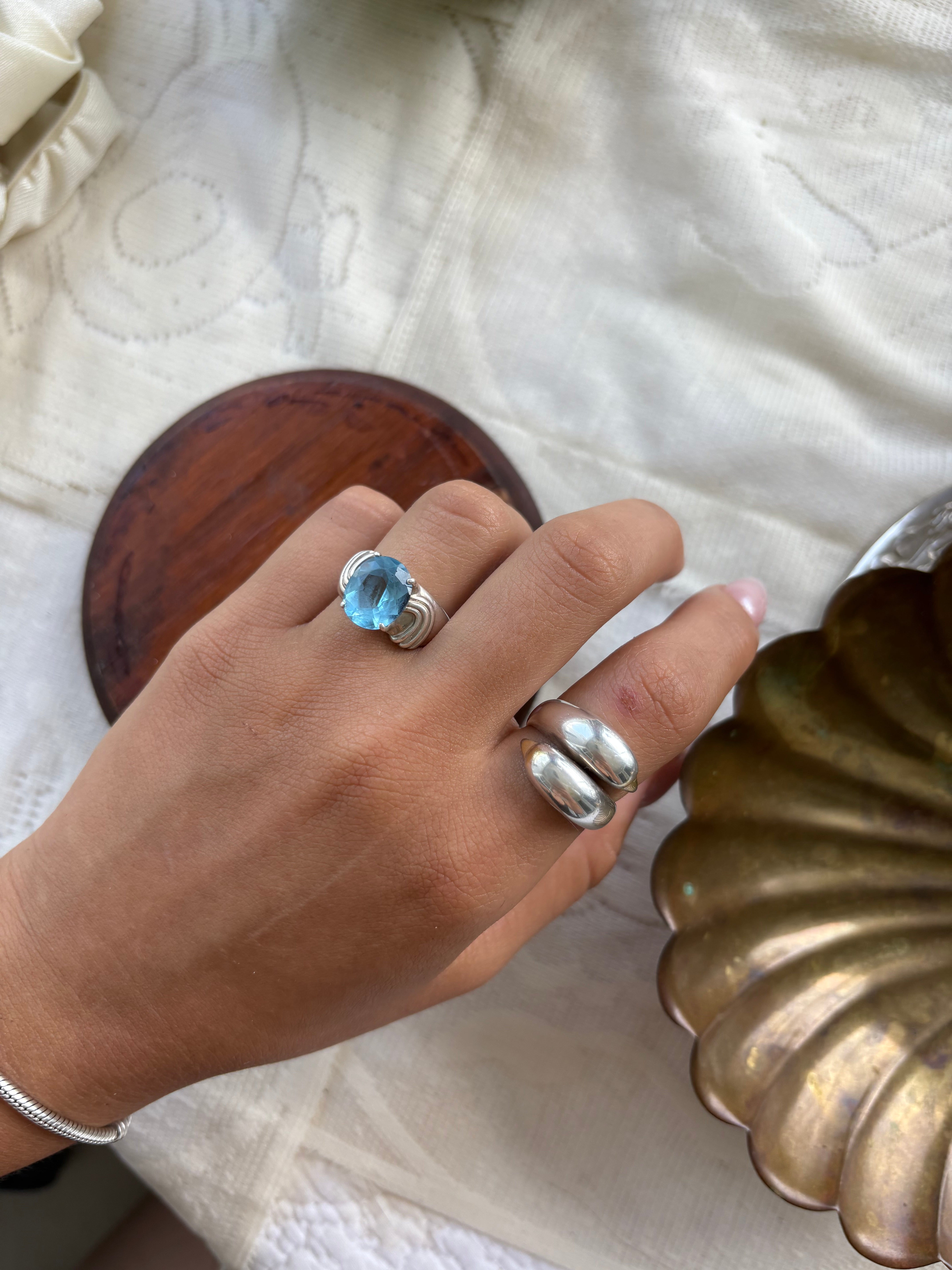Swiss blue topaz 925