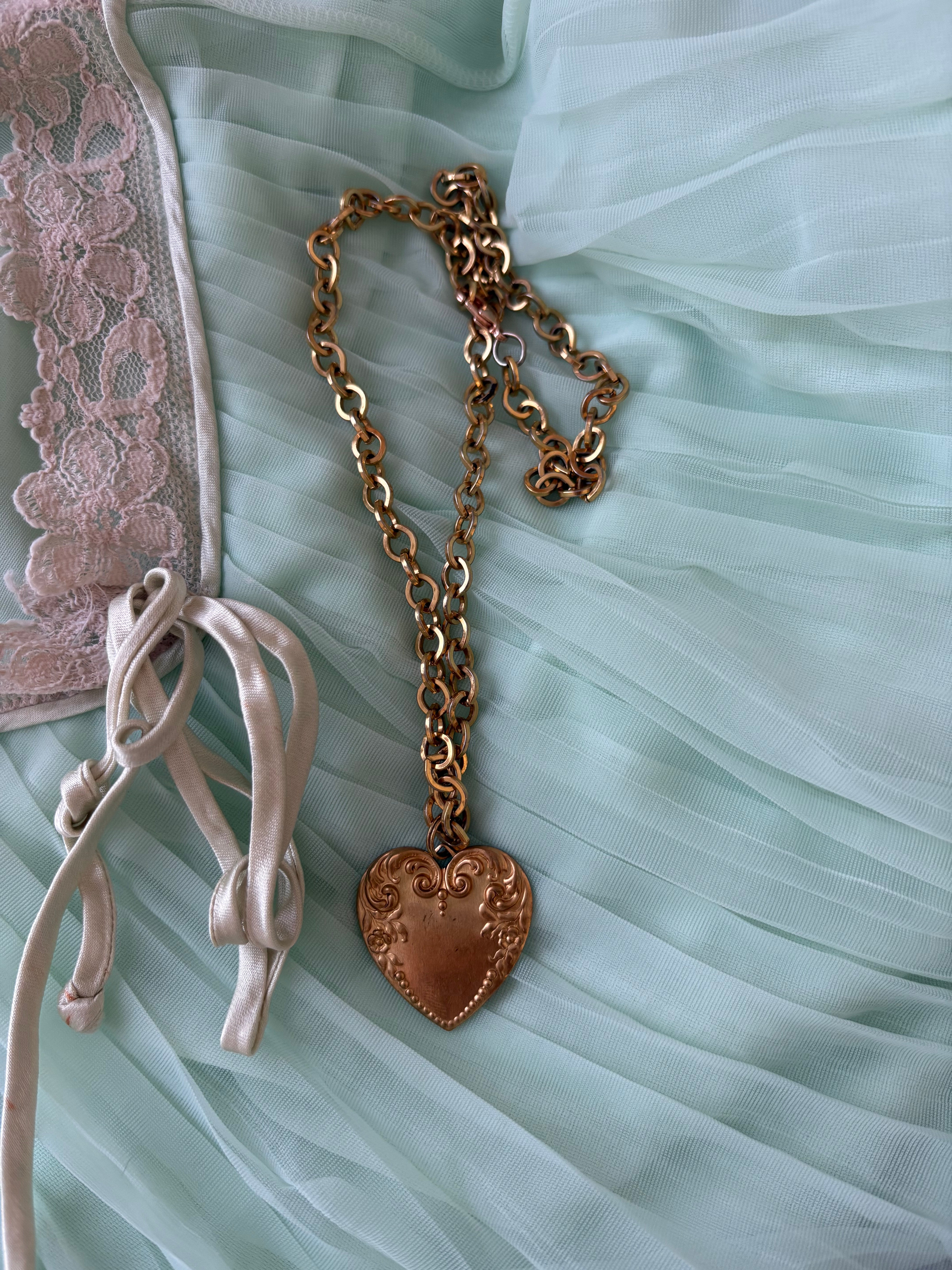 Scroll heart