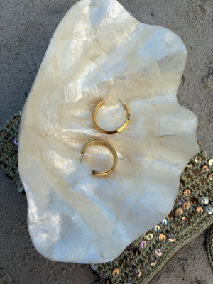 Gold 80s earrings