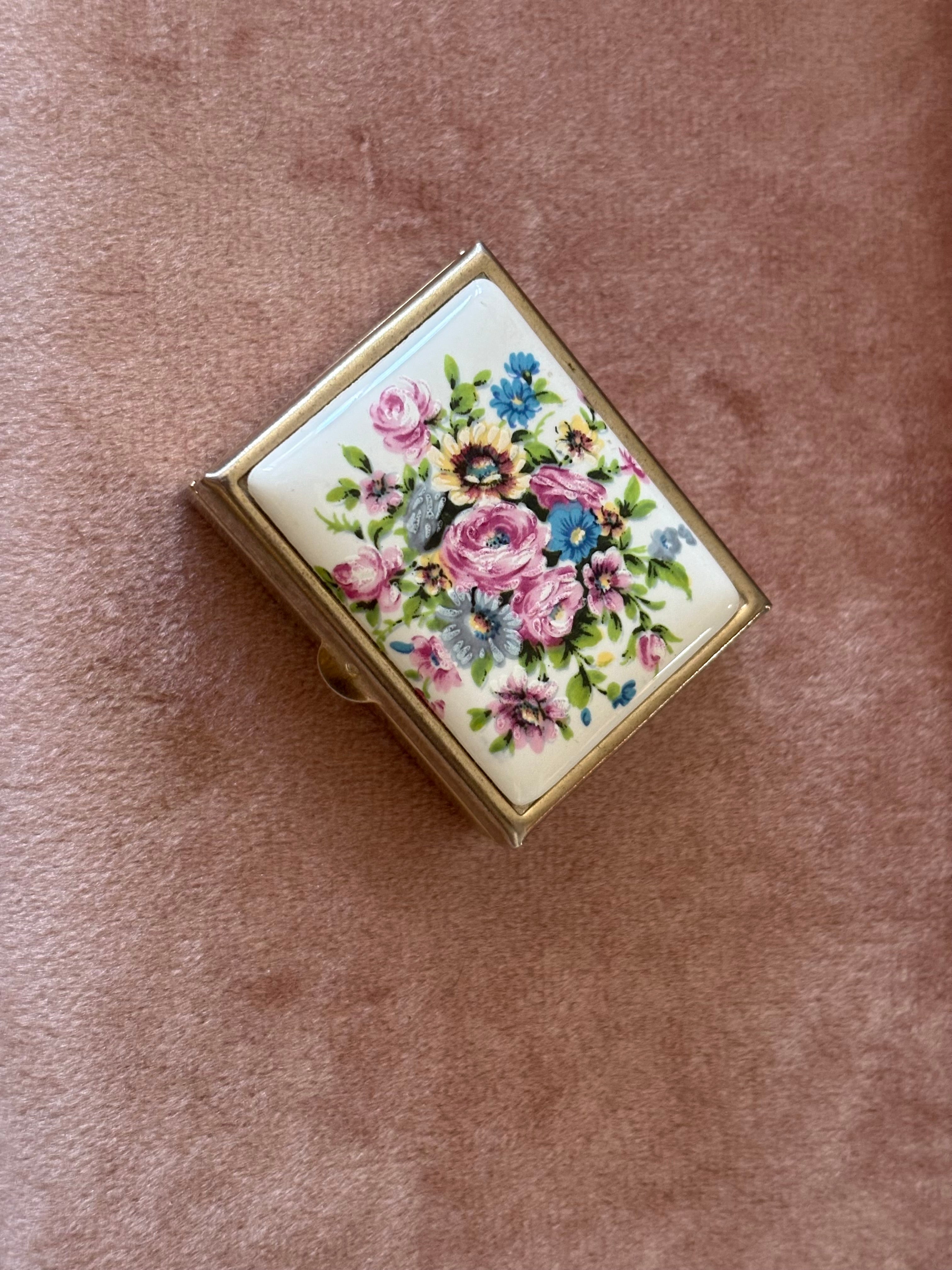 Trinket box