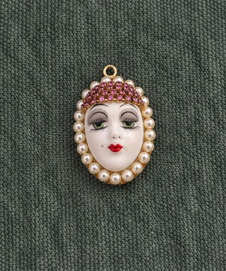 Flapper Pendant