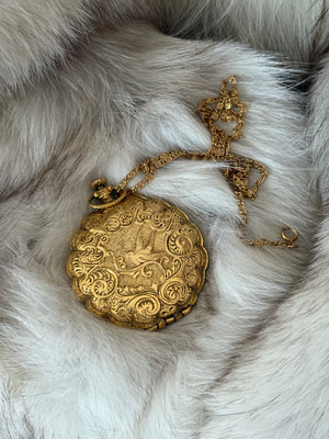 Compact mirror necklace