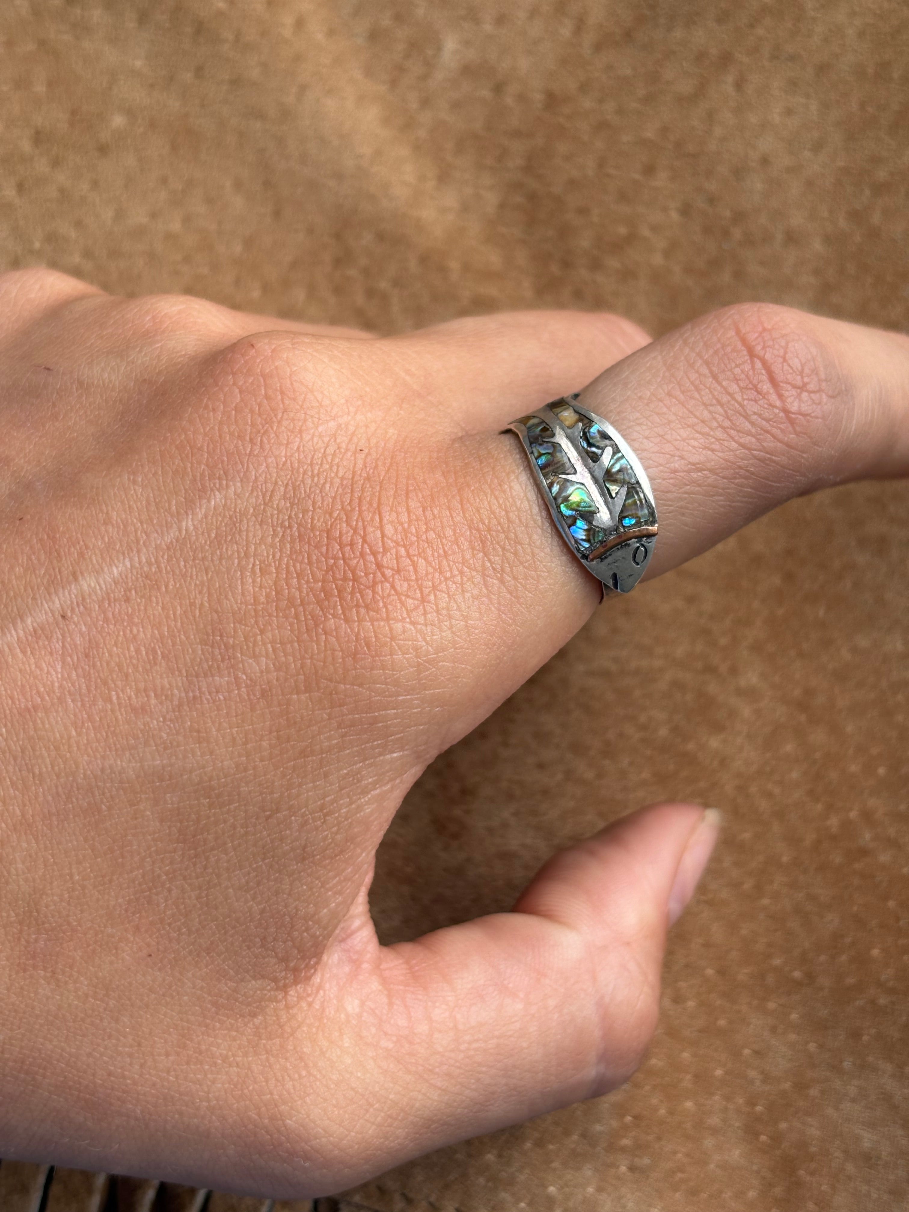 Abalone fish ring