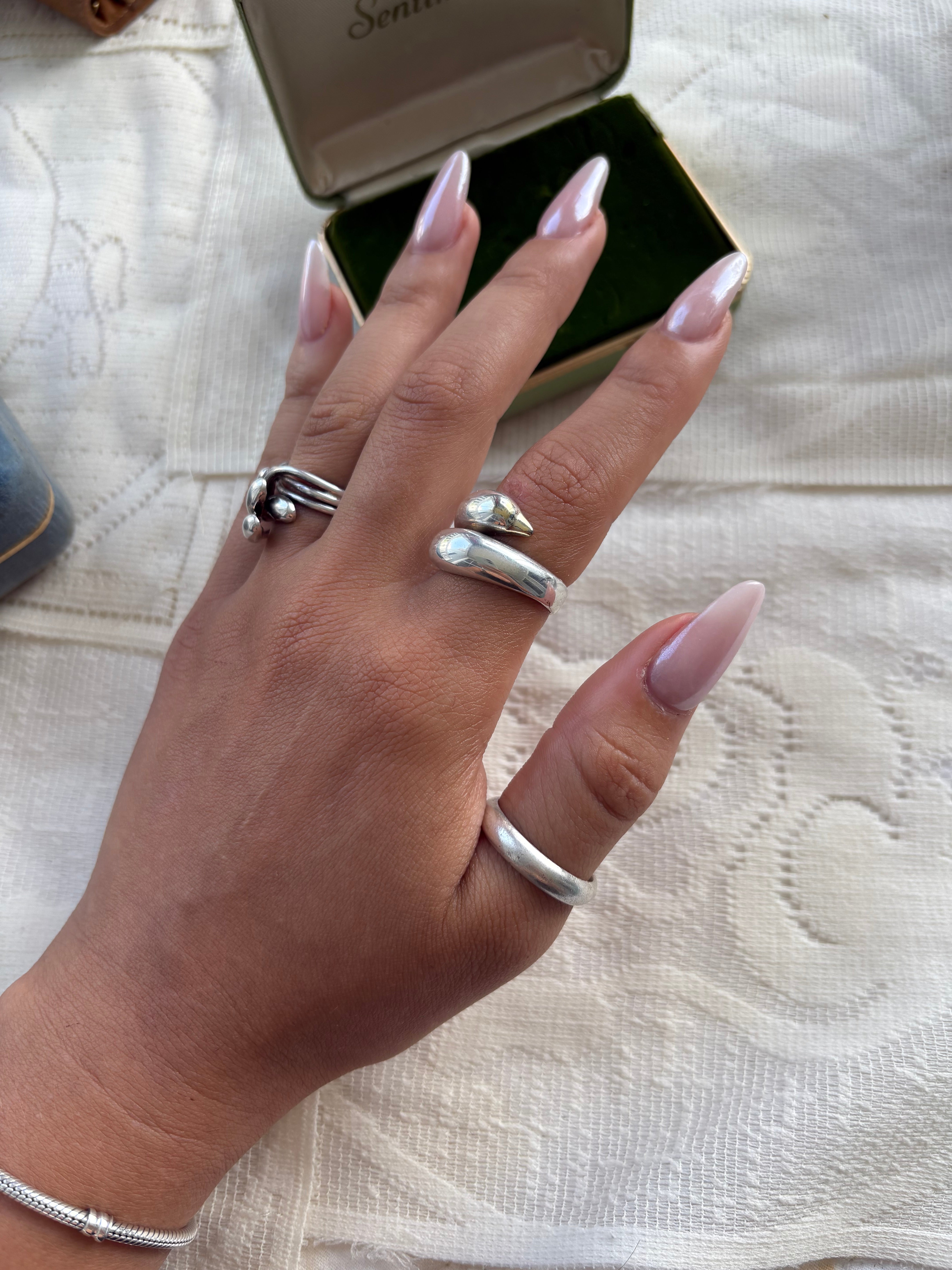 Stackable band
